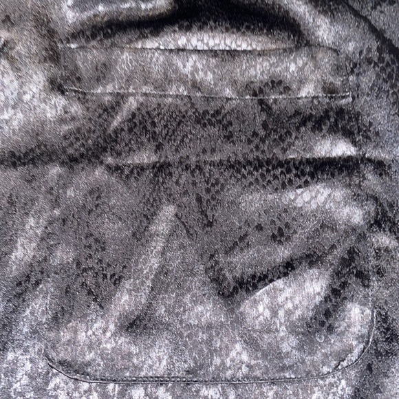 Eastern Collection - Picture 4 of 8